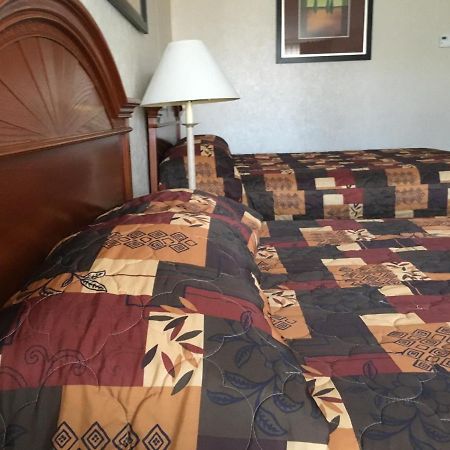 Landmark Motor Inn Glens Falls Ngoại thất bức ảnh