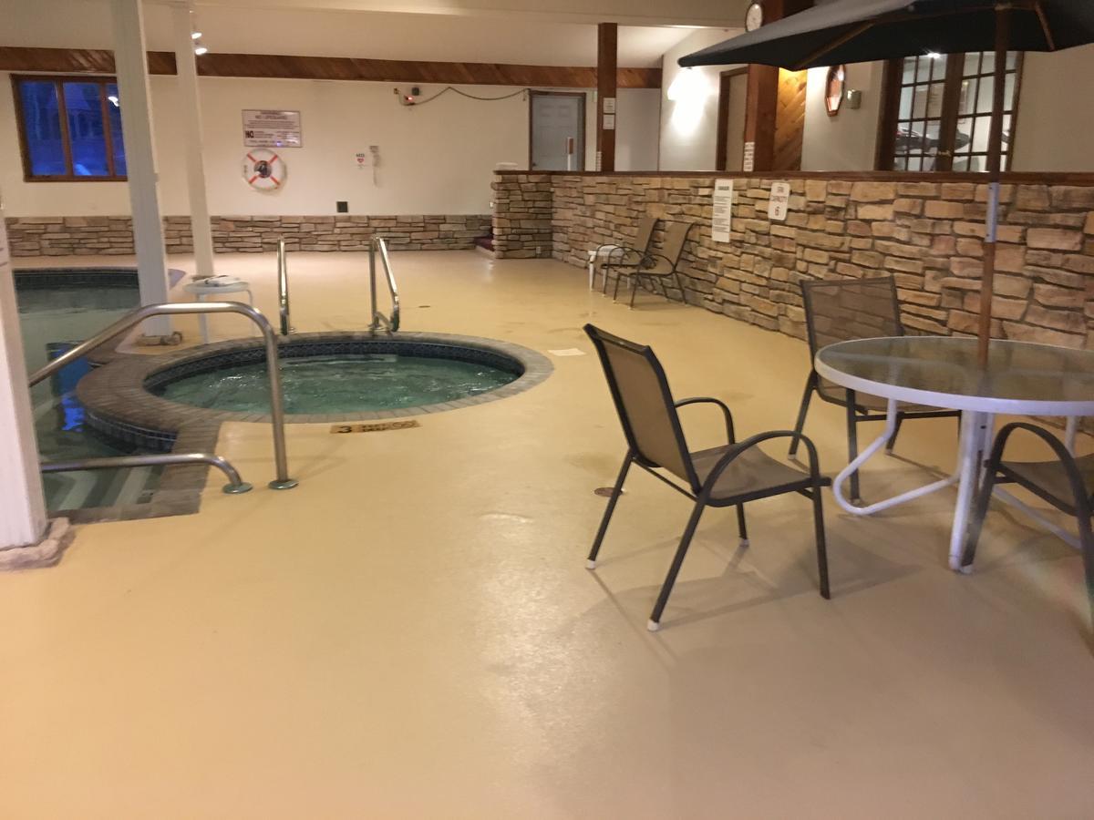 Landmark Motor Inn Glens Falls Ngoại thất bức ảnh